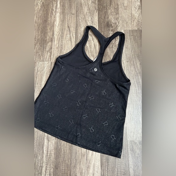 Woman’s Lululemon Tank - Picture 3 of 3